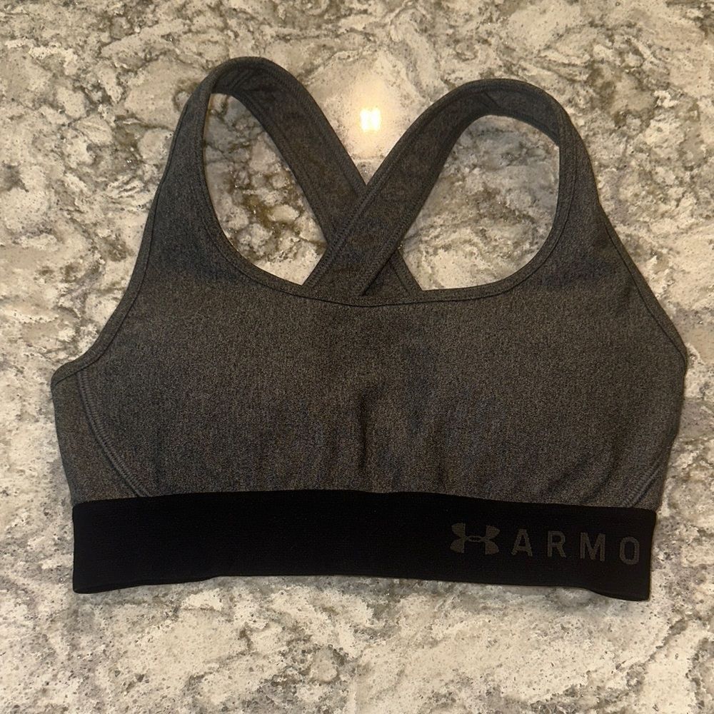 🖤 Under Armour Crossback Sports Bra – Size XS (Gray/Black)